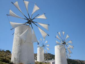 Griekse windmolens die grondwater oppompen